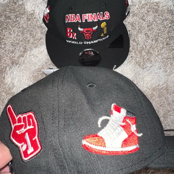 Rare Chicago bulls Snapback hat made with different patches. Stylish! - Picture 3 of 4